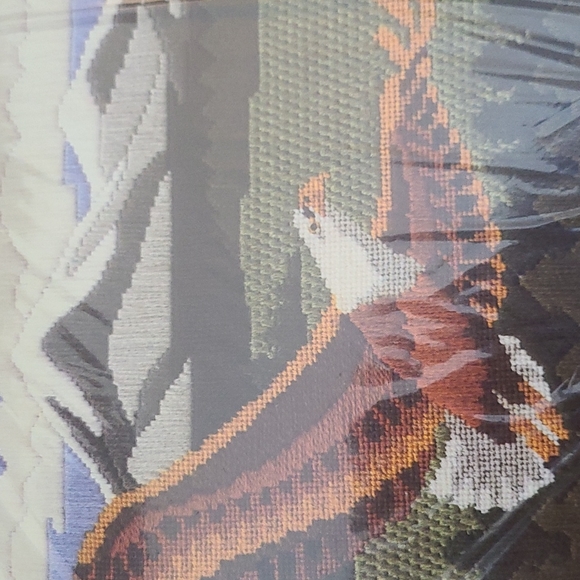 Noble Eagle crewel embroidery kit with Persian wool yarn.  By Creative Circle - Picture 6 of 13